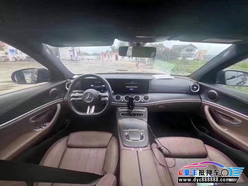 23年奔驰E轿车抵押车出售