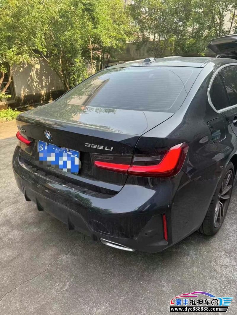 24年宝马3系轿车抵押车出售