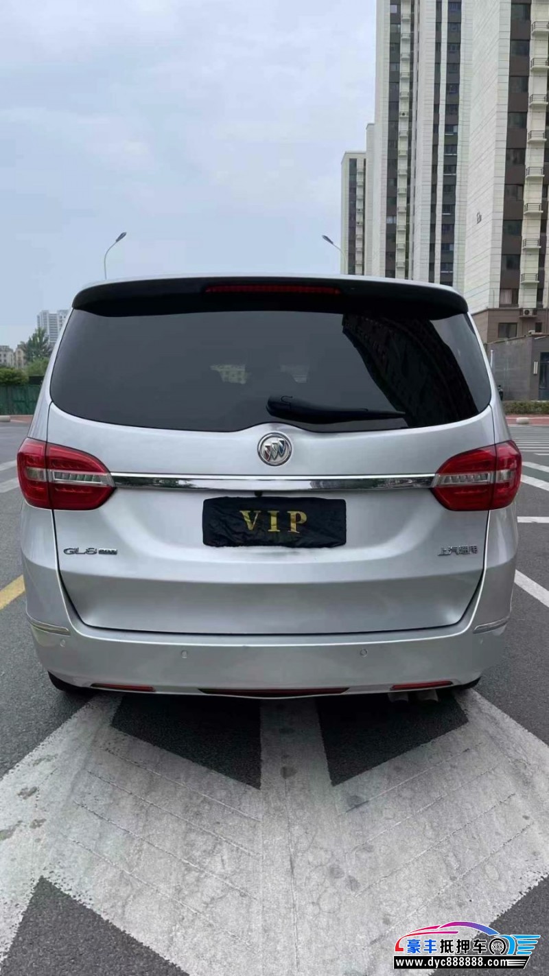 19年别克GL8轿车抵押车出售