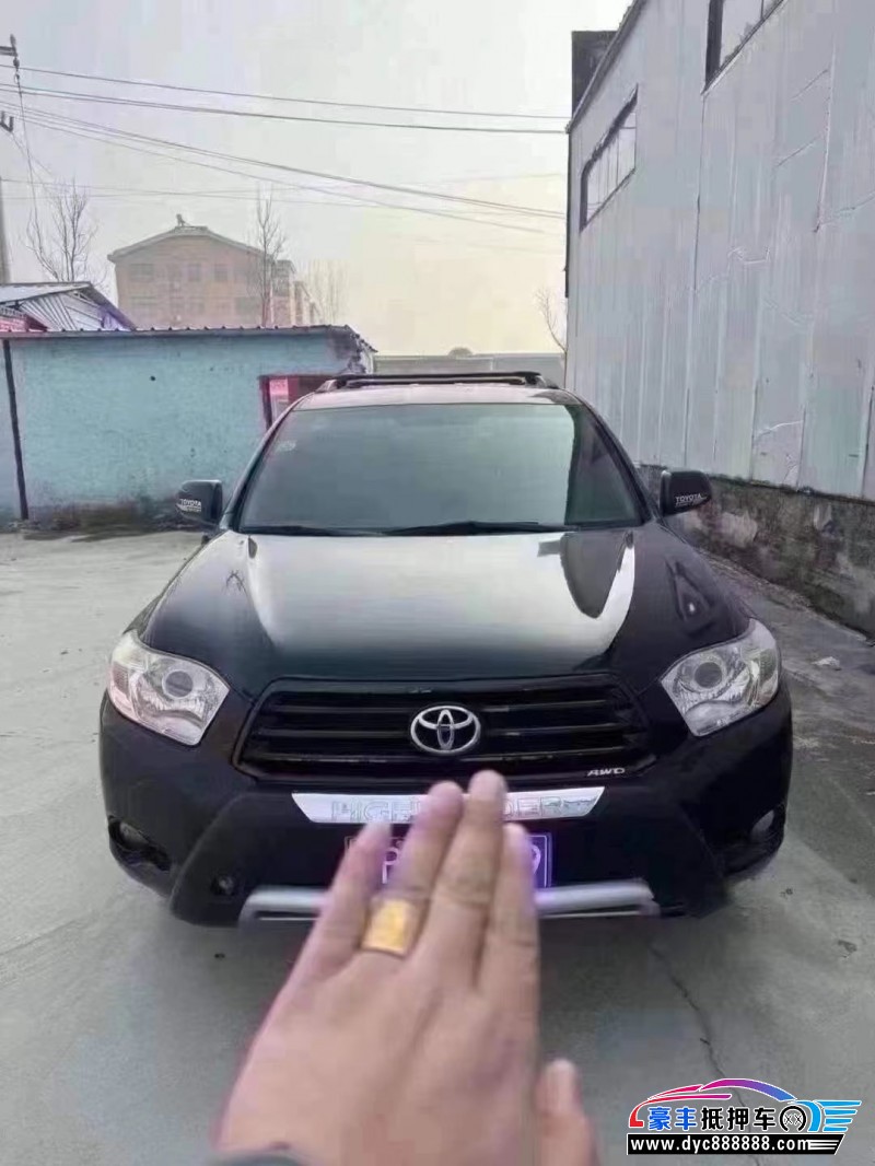 10年丰田汉兰达轿车抵押车出售
