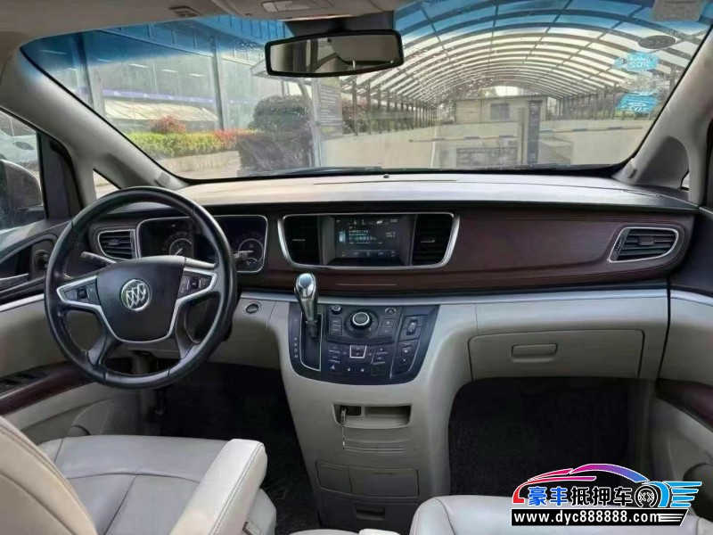 18年别克GL8轿车抵押车出售