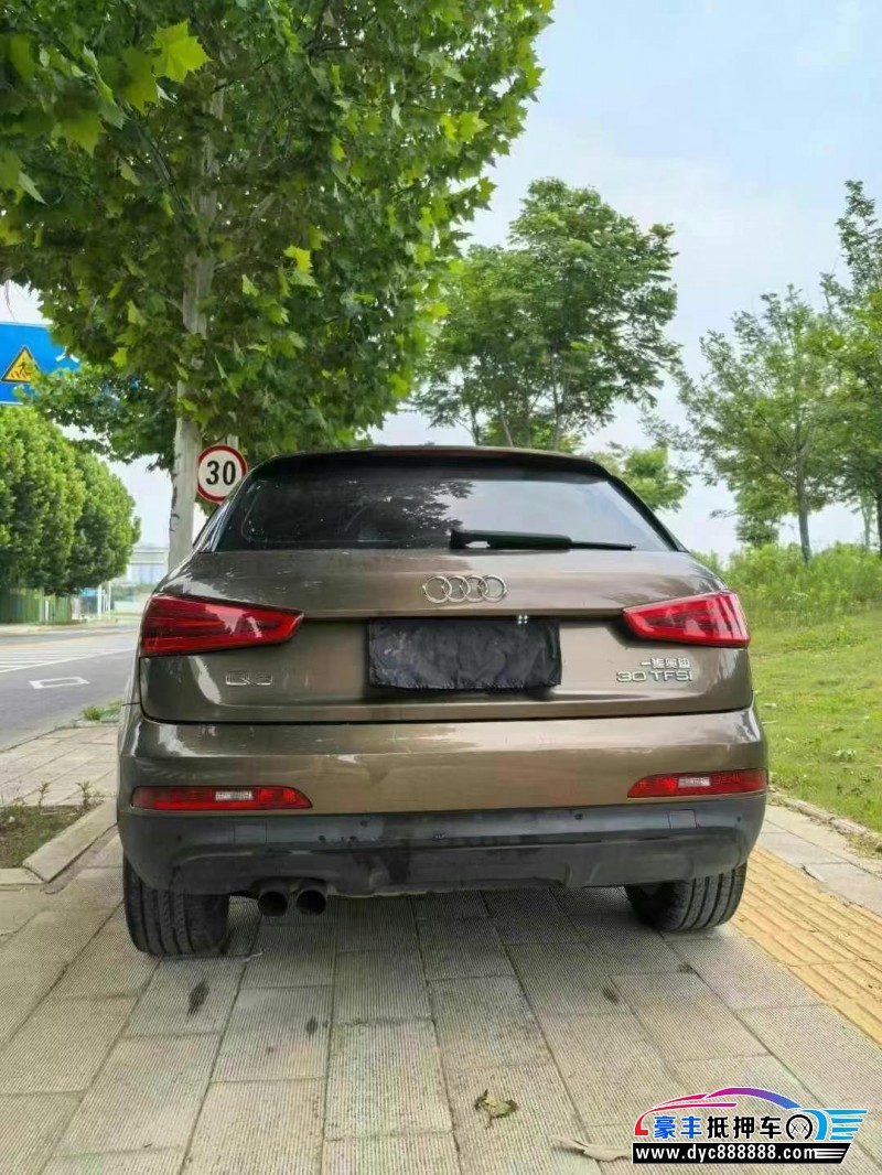 16年奥迪Q3轿车抵押车出售