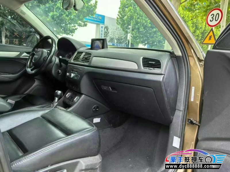 16年奥迪Q3轿车抵押车出售