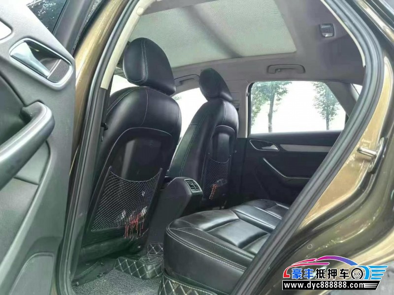 16年奥迪Q3轿车抵押车出售