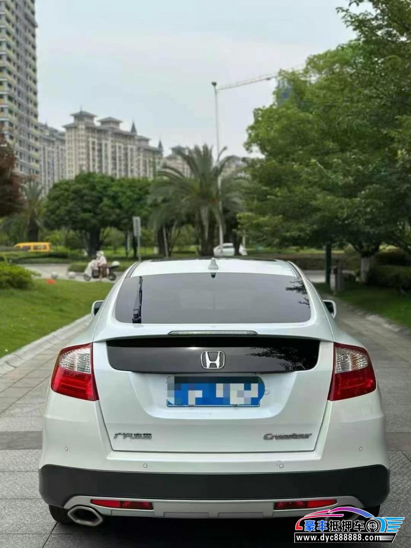 15年本田歌诗图轿车抵押车出售