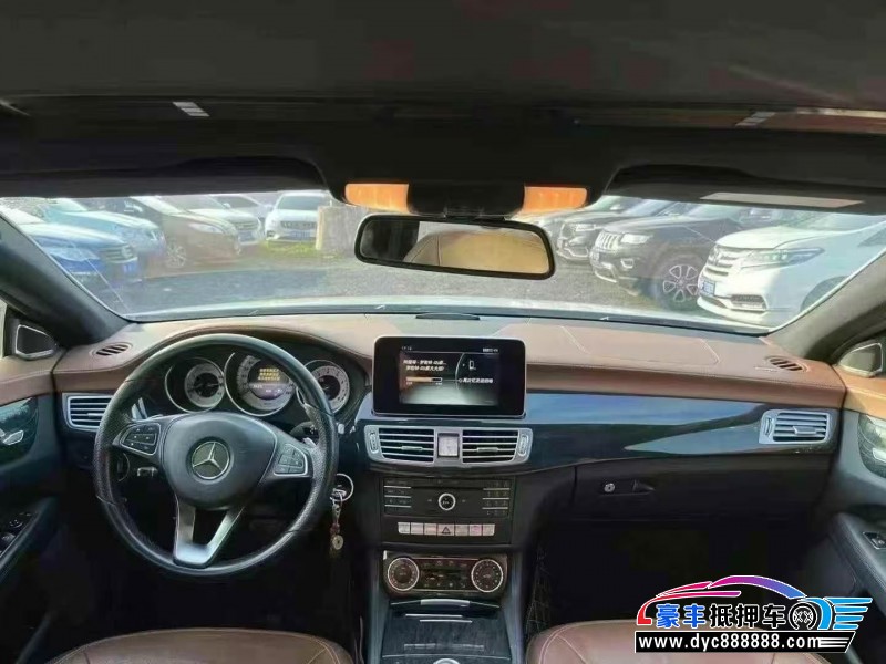 17年奔驰CLSSUV抵押车出售