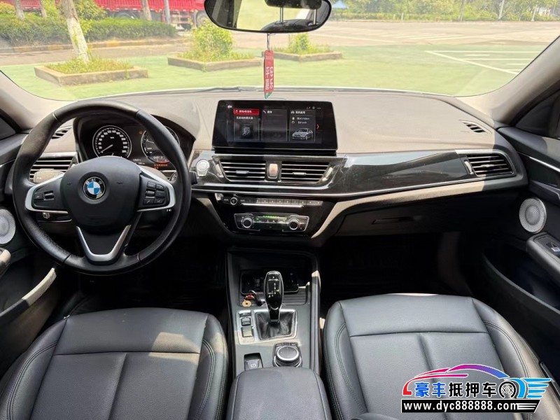 23年宝马1系轿车抵押车出售