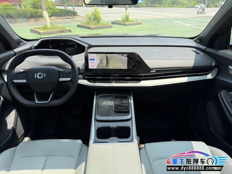 25年长安启源Q05轿车抵押车出售