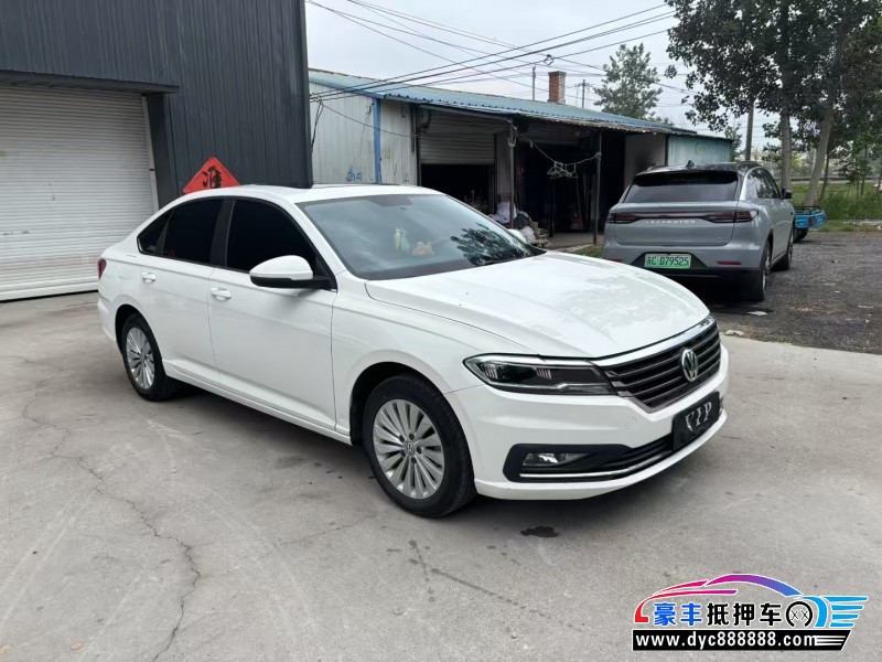 18年大众朗逸轿车抵押车出售