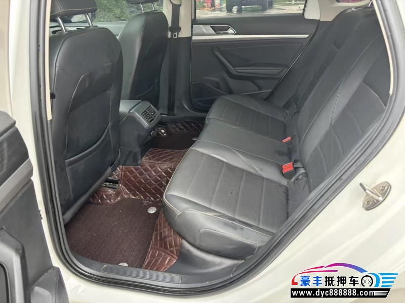 18年大众朗逸轿车抵押车出售