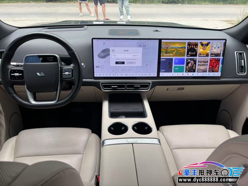 22年理想L9轿车抵押车出售