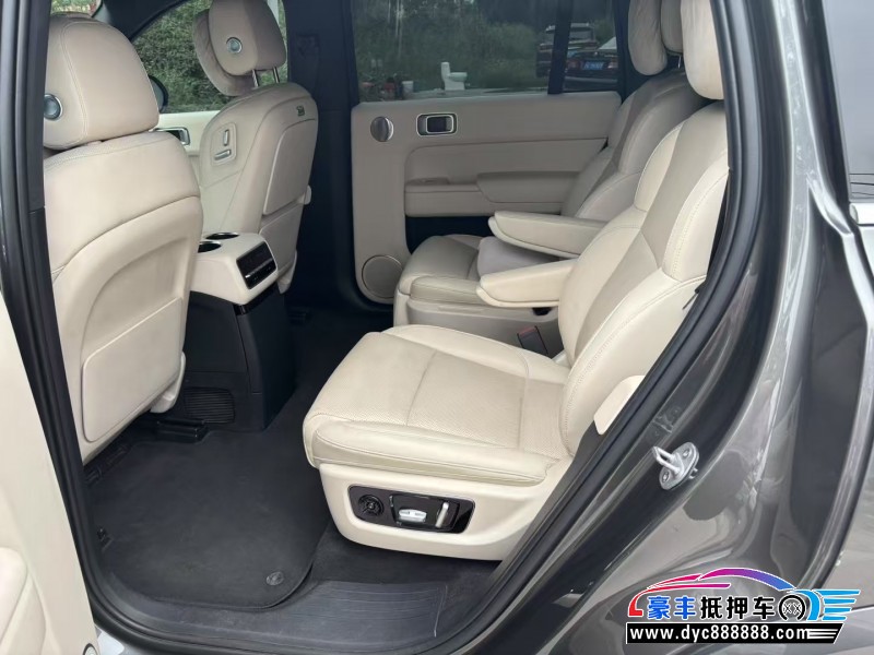 22年理想L9轿车抵押车出售