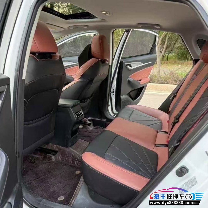 23年长安逸动轿车抵押车出售