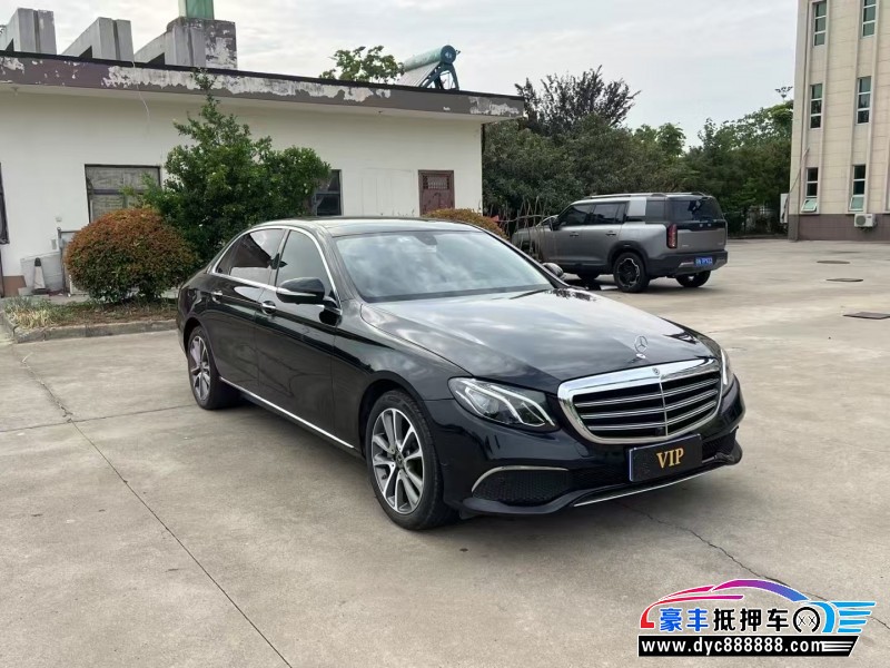 18年奔驰E轿车抵押车出售