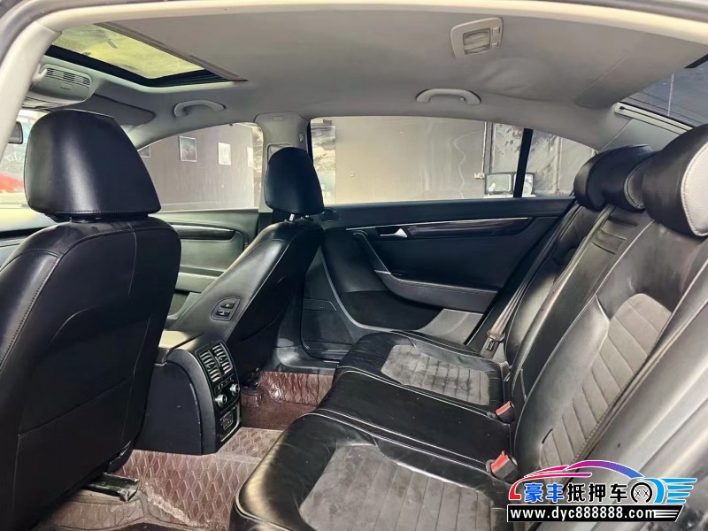 13年大众迈腾轿车抵押车出售