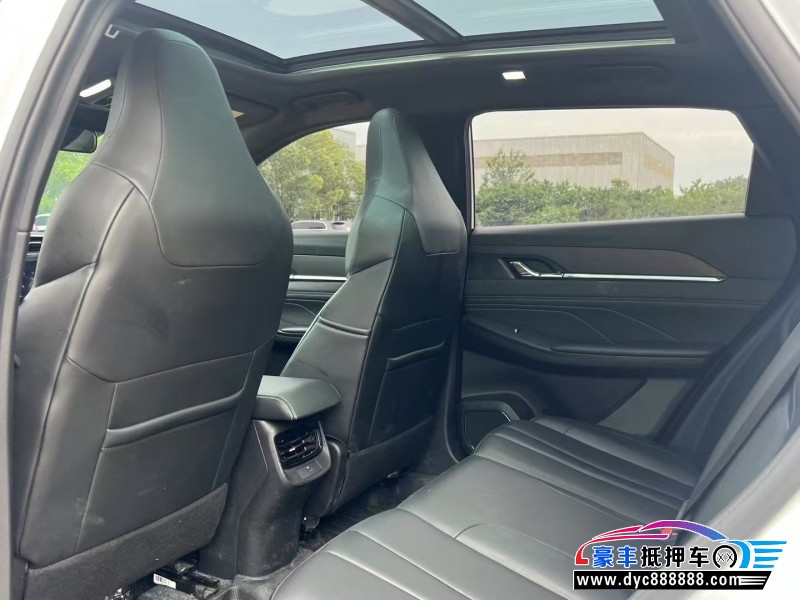 24年东风风神L7轿车抵押车出售