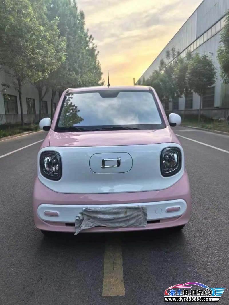 24年奔腾小马轿车抵押车出售