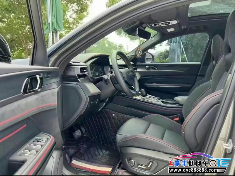 22年领克05轿车抵押车出售