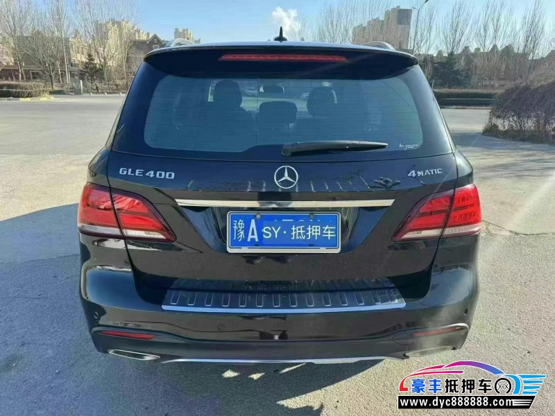 16年奔驰GLE轿车抵押车出售