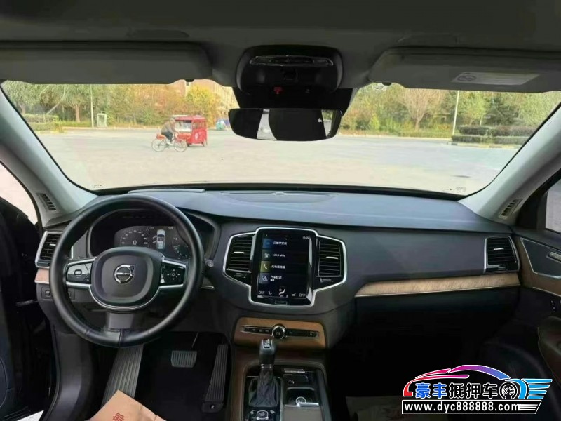 18年沃尔沃XC90轿车抵押车出售