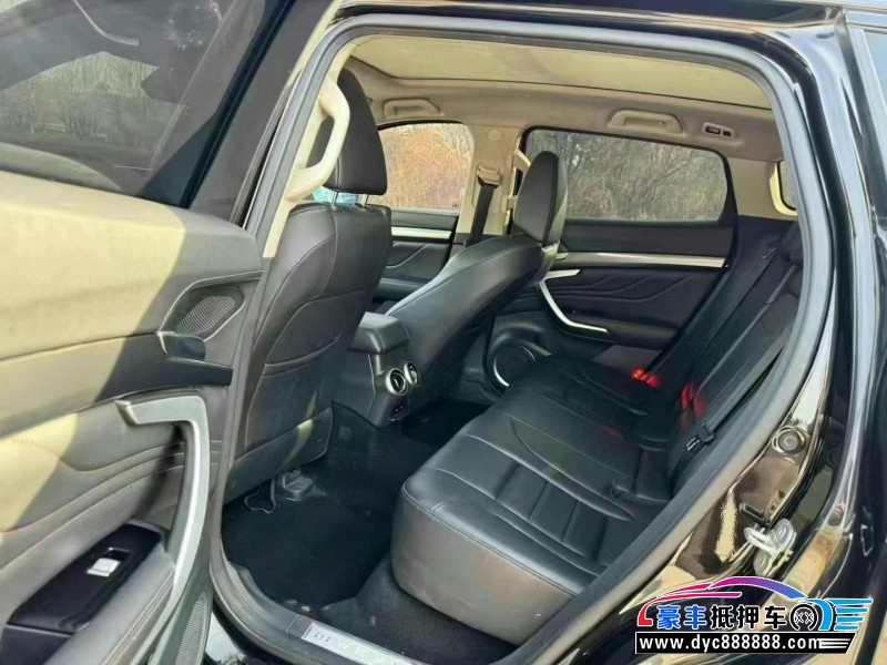 17年长城VV7轿车抵押车出售