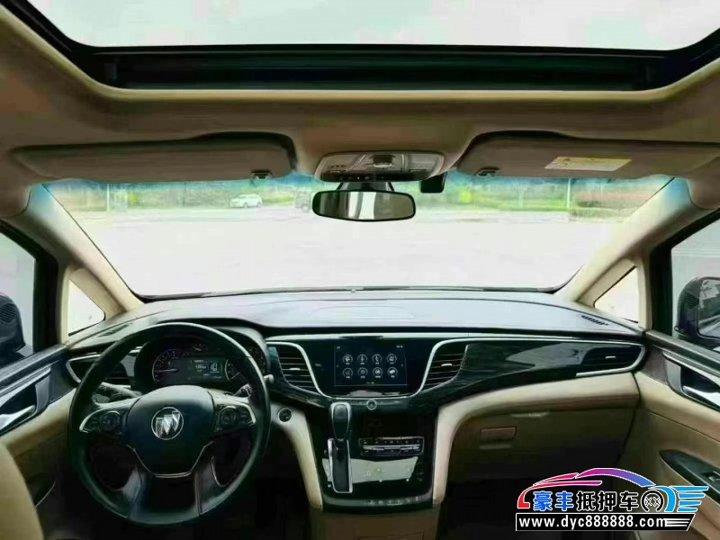 18年别克GL8轿车抵押车出售