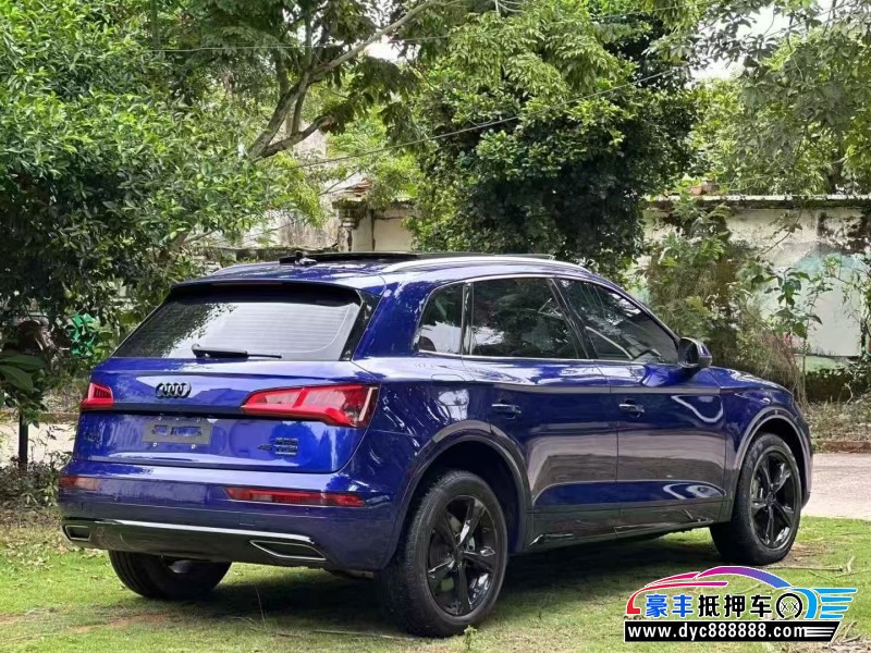 19年奥迪Q5轿车抵押车出售
