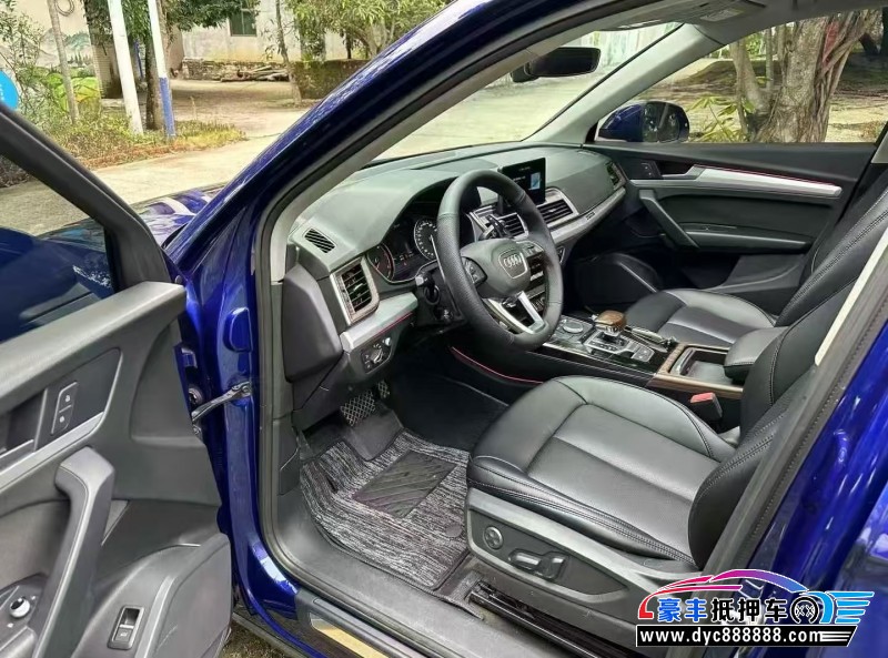 19年奥迪Q5轿车抵押车出售