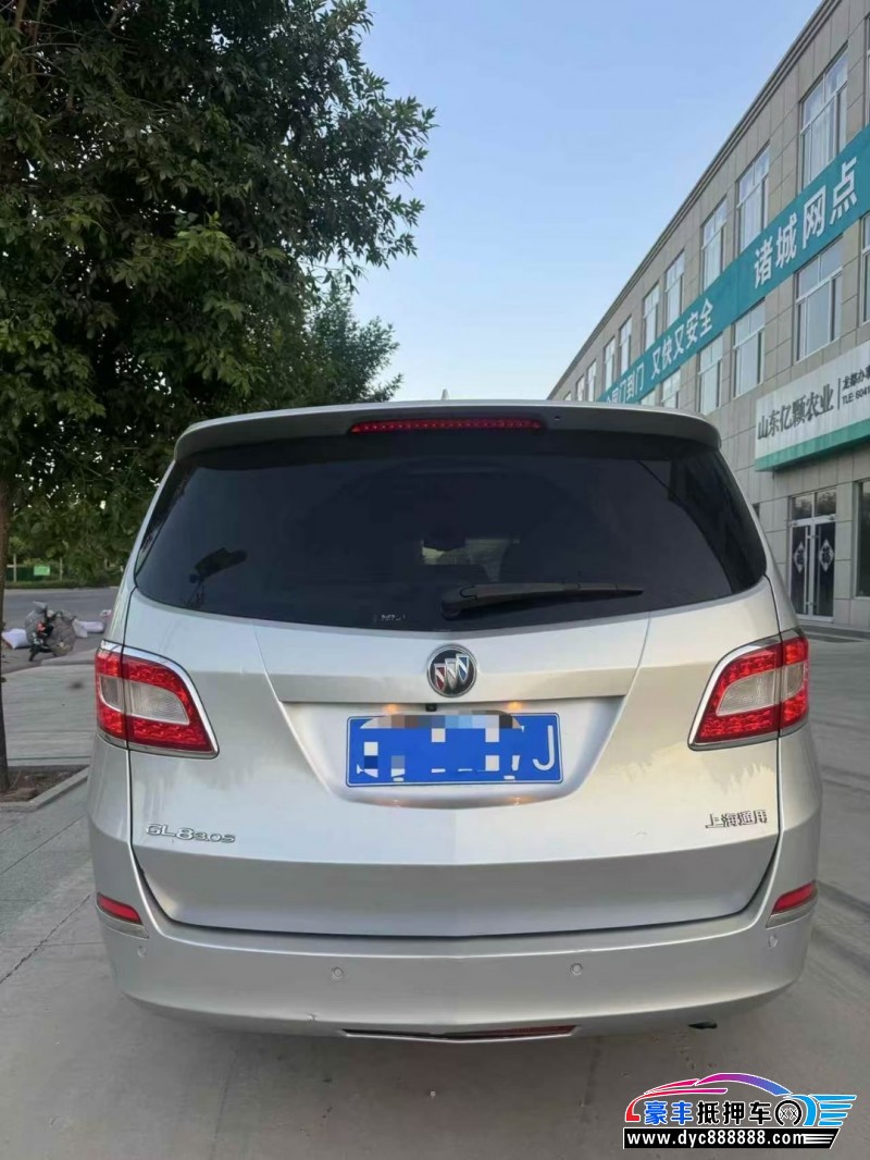 14年别克GL8轿车抵押车出售