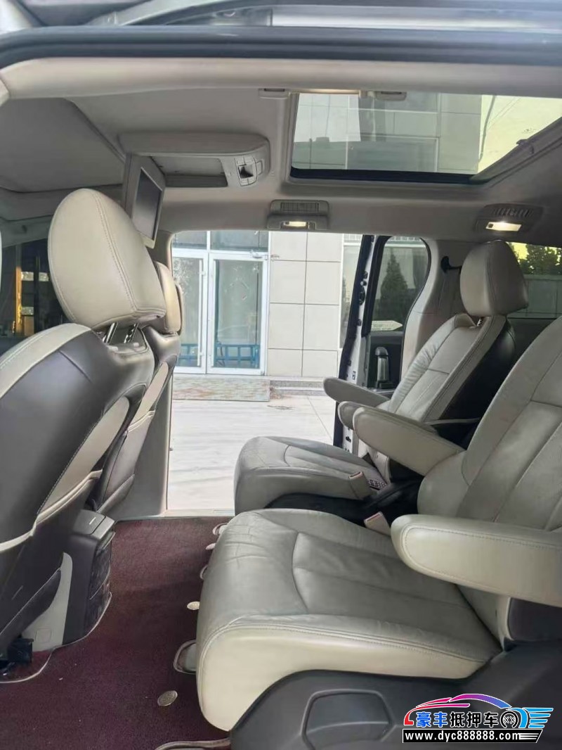 14年别克GL8轿车抵押车出售