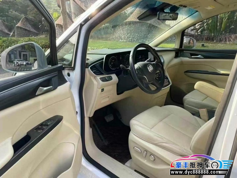 22年别克GL8轿车抵押车出售