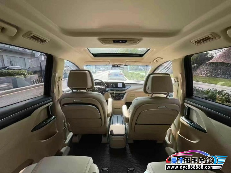 22年别克GL8轿车抵押车出售