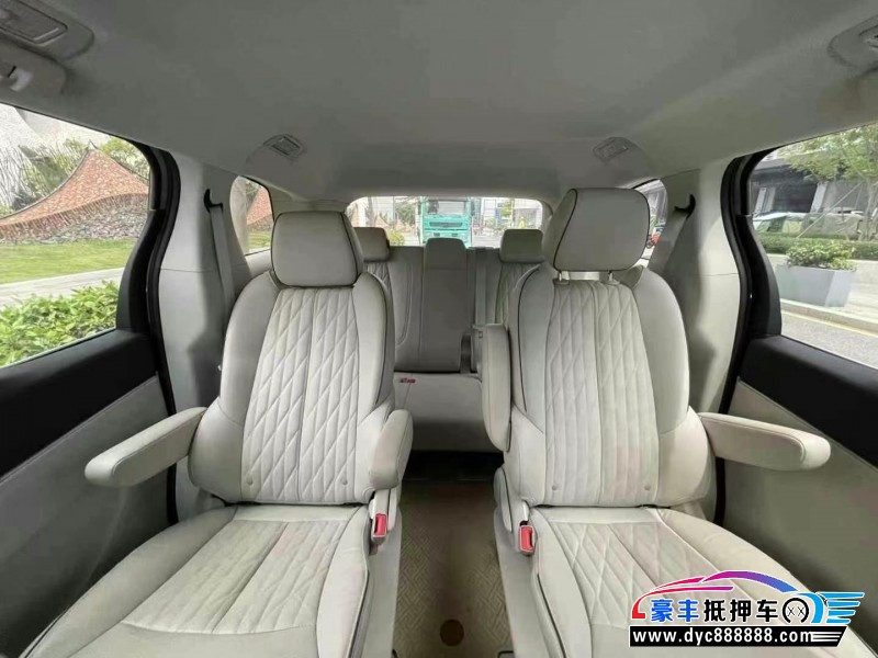 22年别克GL8轿车抵押车出售