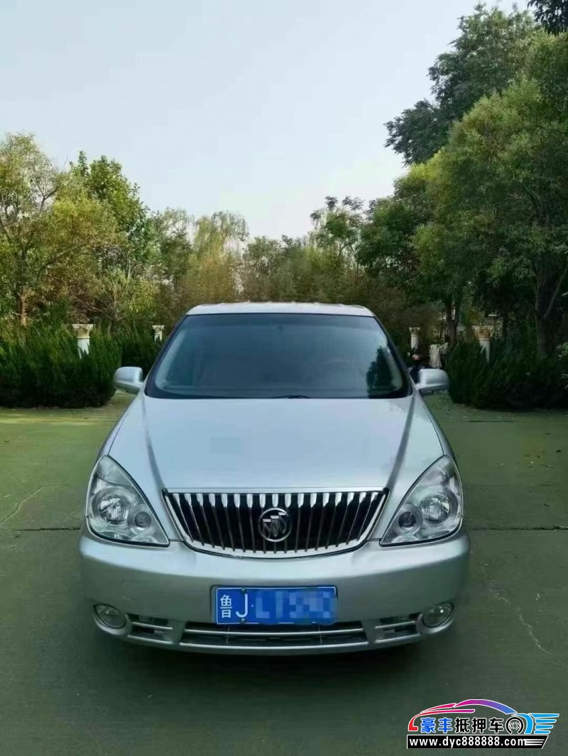 17年别克GL8轿车抵押车出售