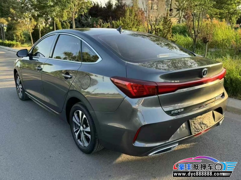 23年长安逸动轿车抵押车出售