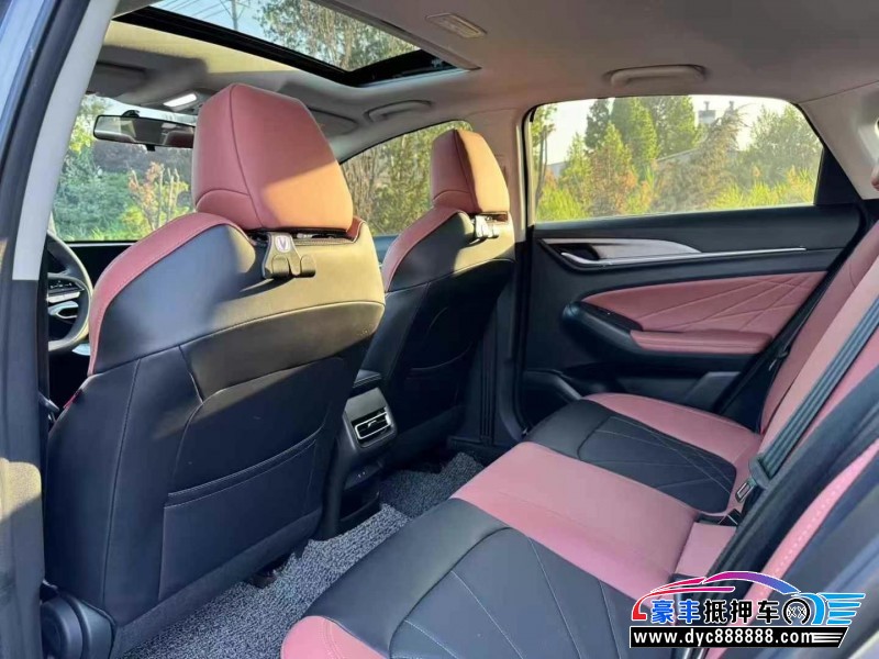 23年长安逸动轿车抵押车出售