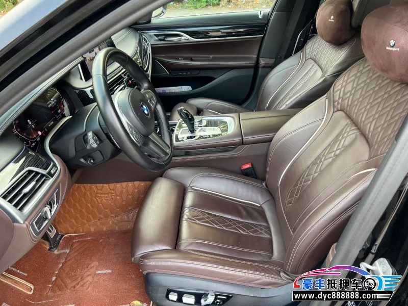 21年宝马7系轿车抵押车出售