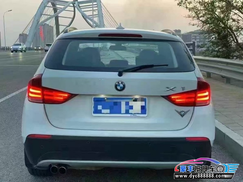 12年宝马X1轿车抵押车出售