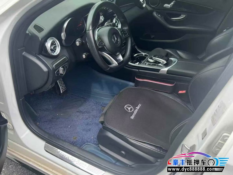 17年奔驰C轿车抵押车出售
