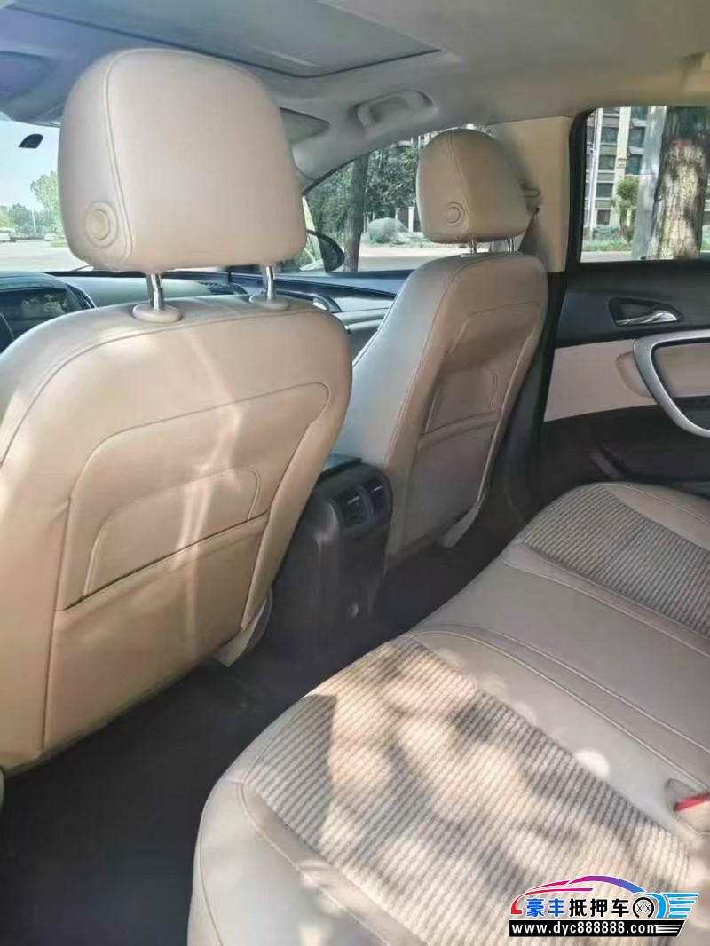 14年别克君威轿车抵押车出售