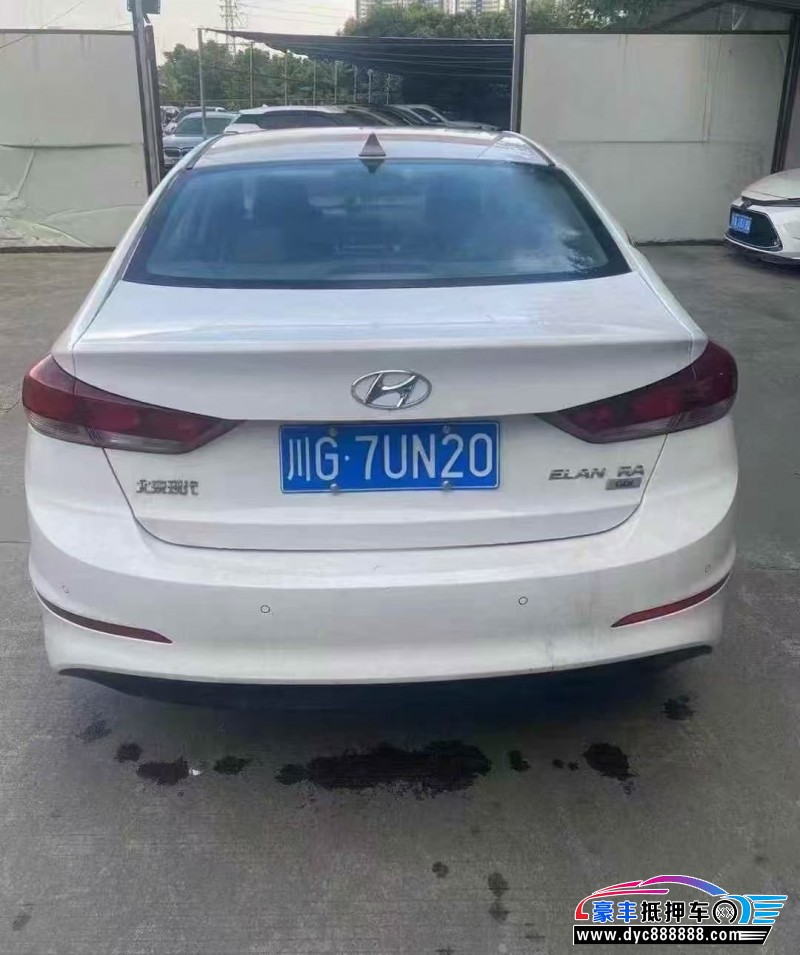 17年现代领动轿车抵押车出售