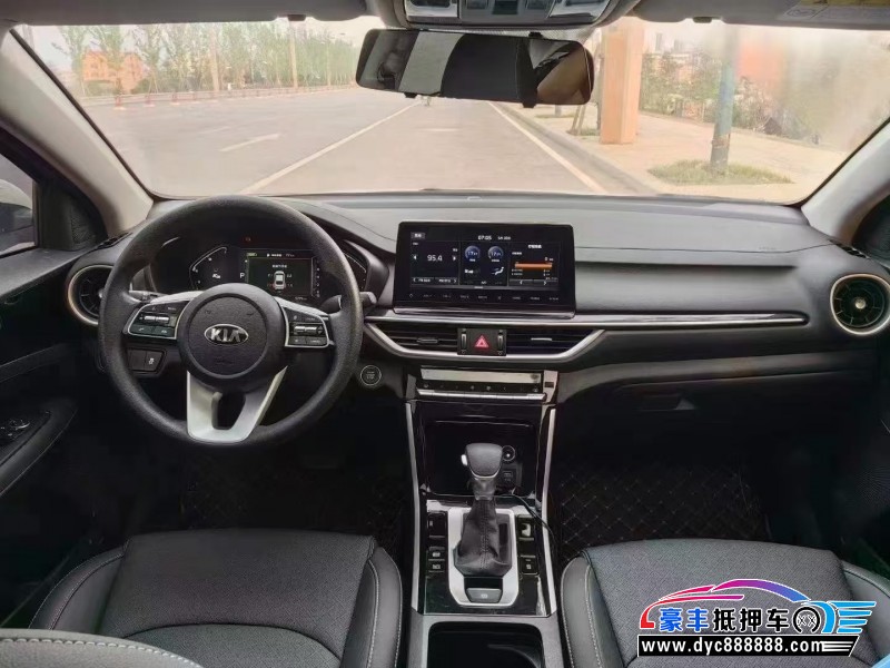 21年起亚K3轿车抵押车出售