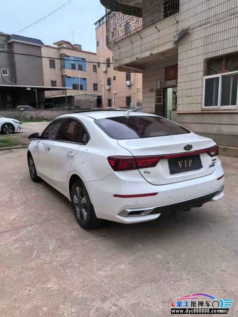 19年起亚K3轿车抵押车出售