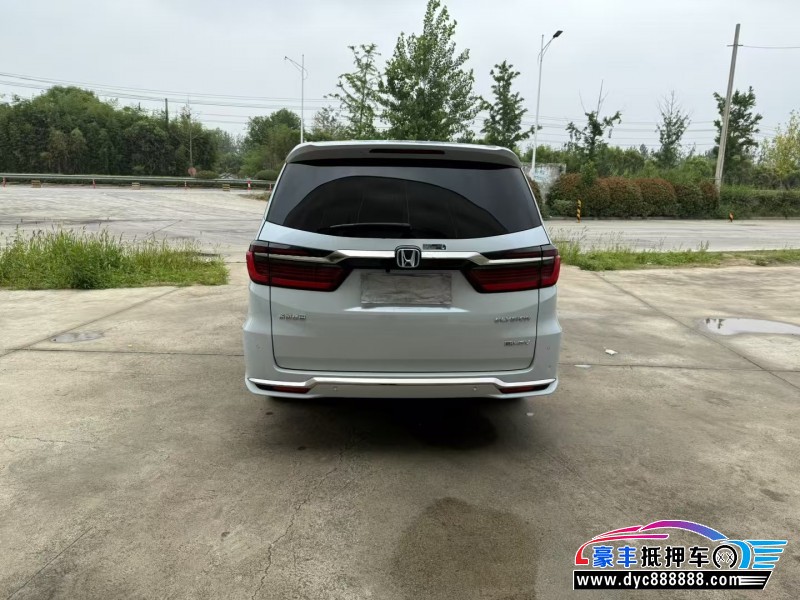 24年本田艾力绅MPV抵押车出售