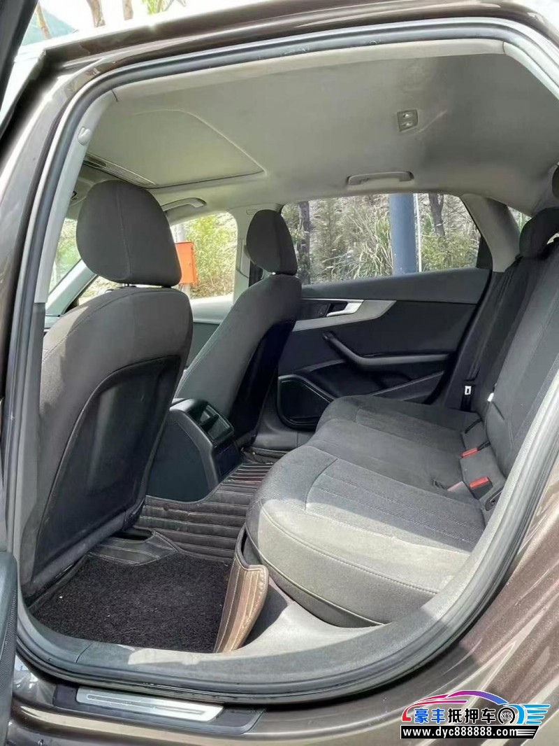 18年奥迪A4轿车抵押车出售