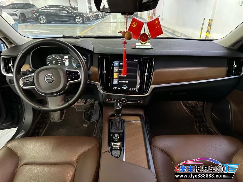 20年沃尔沃S90轿车抵押车出售