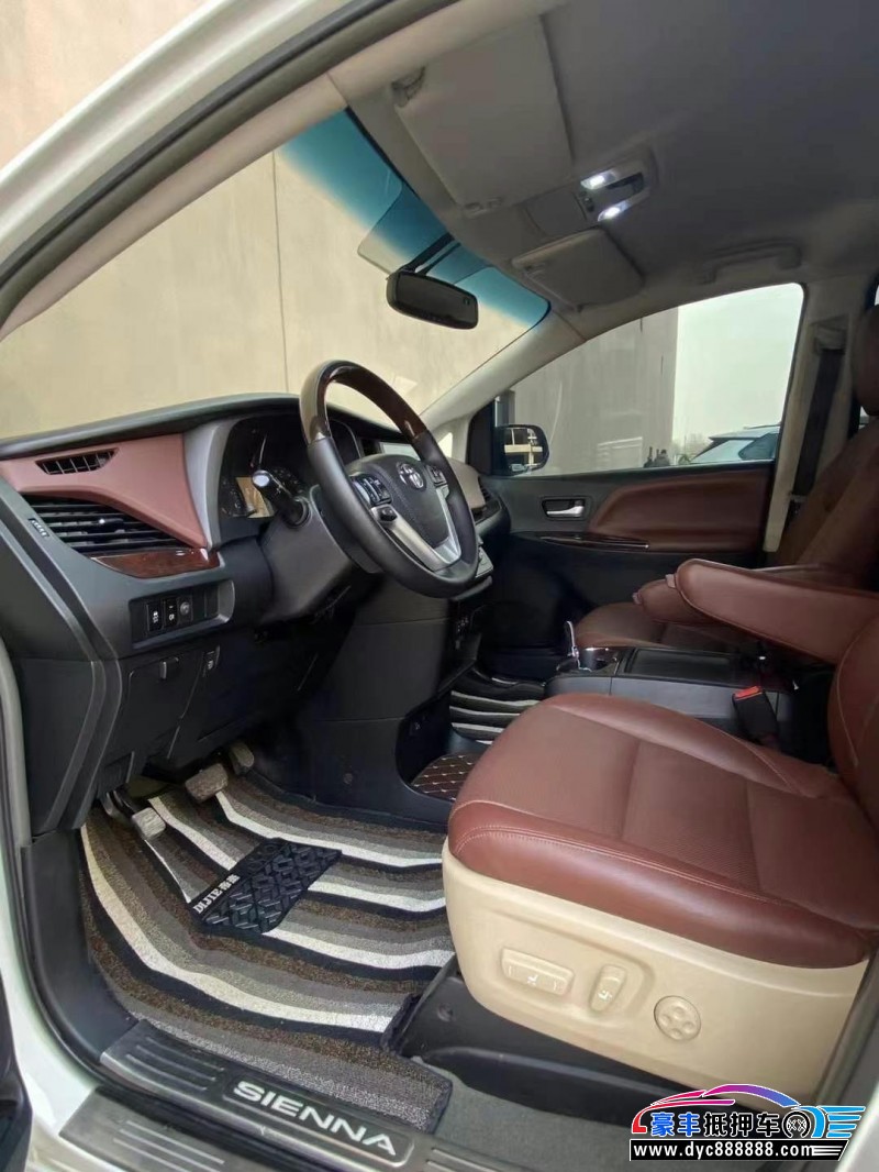 17年丰田塞纳MPV抵押车出售