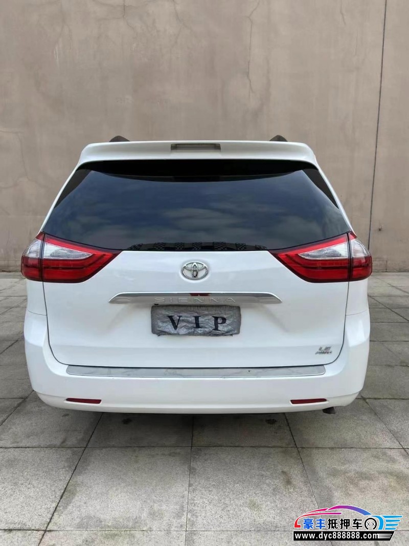 17年丰田塞纳MPV抵押车出售