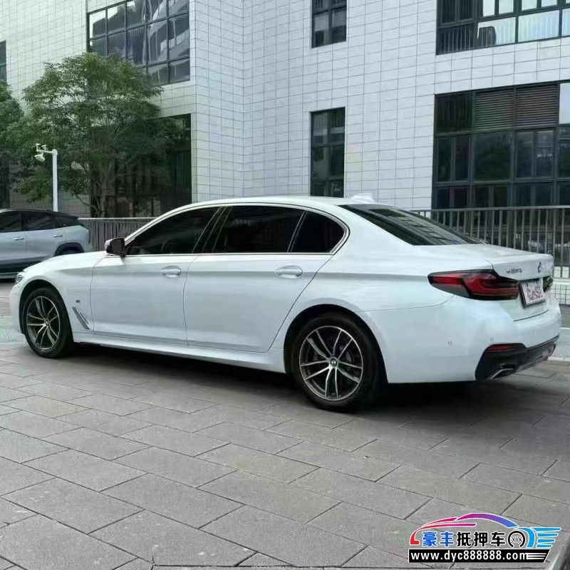 22年宝马5系轿车抵押车出售