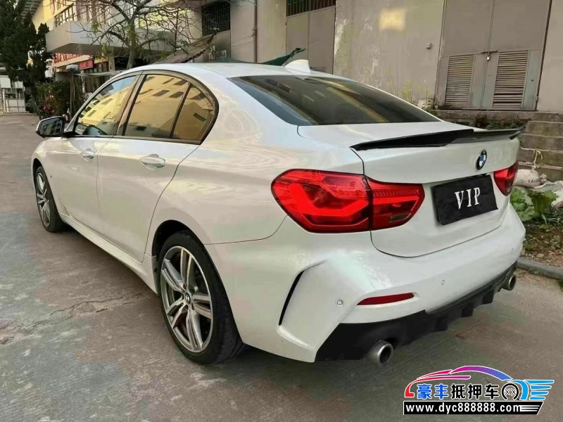 19年宝马1系轿车抵押车出售